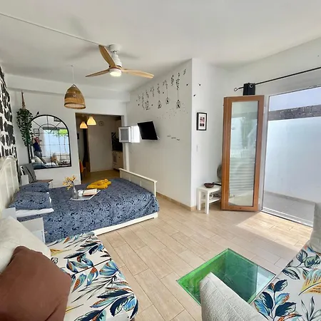 شقة Loft La Cueva De Pajaros *